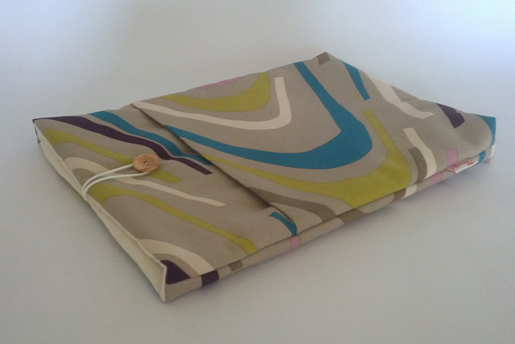 13" MacBook Case - Swirls Pattern 
